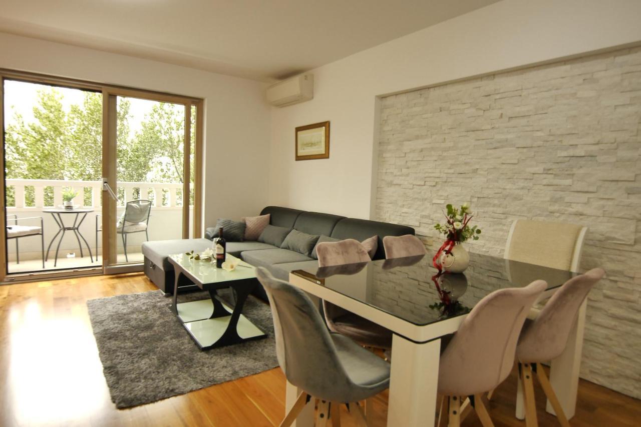 Apartments Makarska Beach Екстер'єр фото