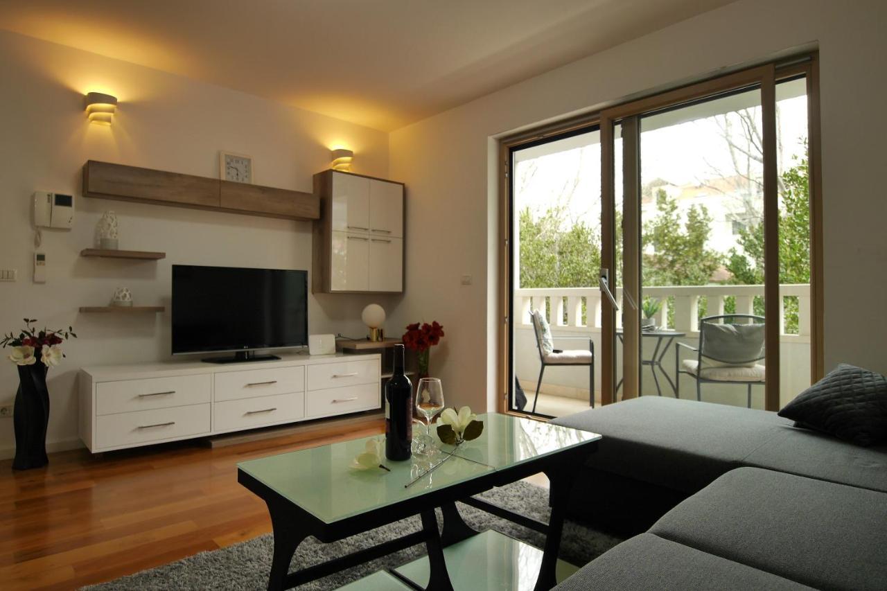 Apartments Makarska Beach Екстер'єр фото