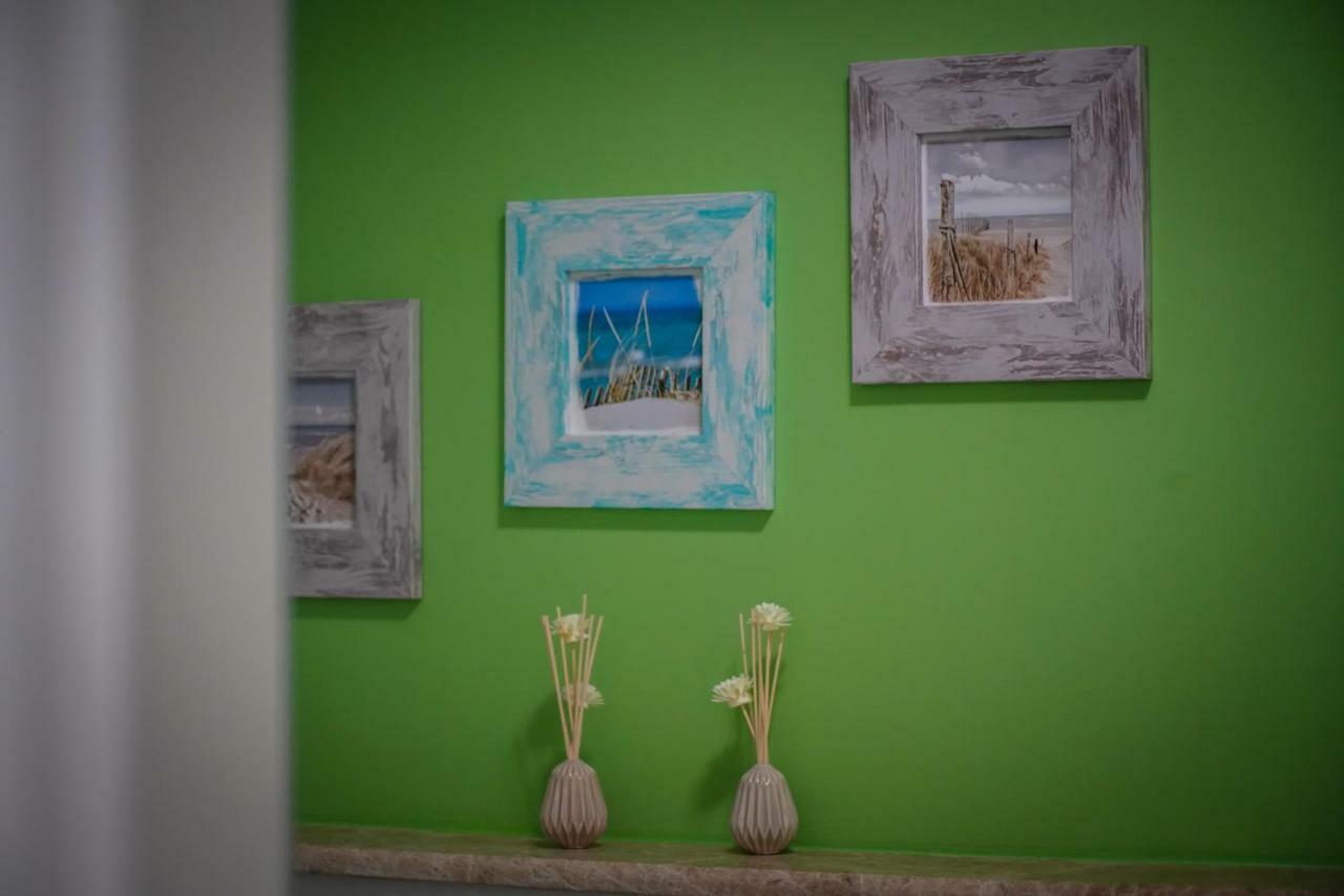 Apartments Makarska Beach Екстер'єр фото