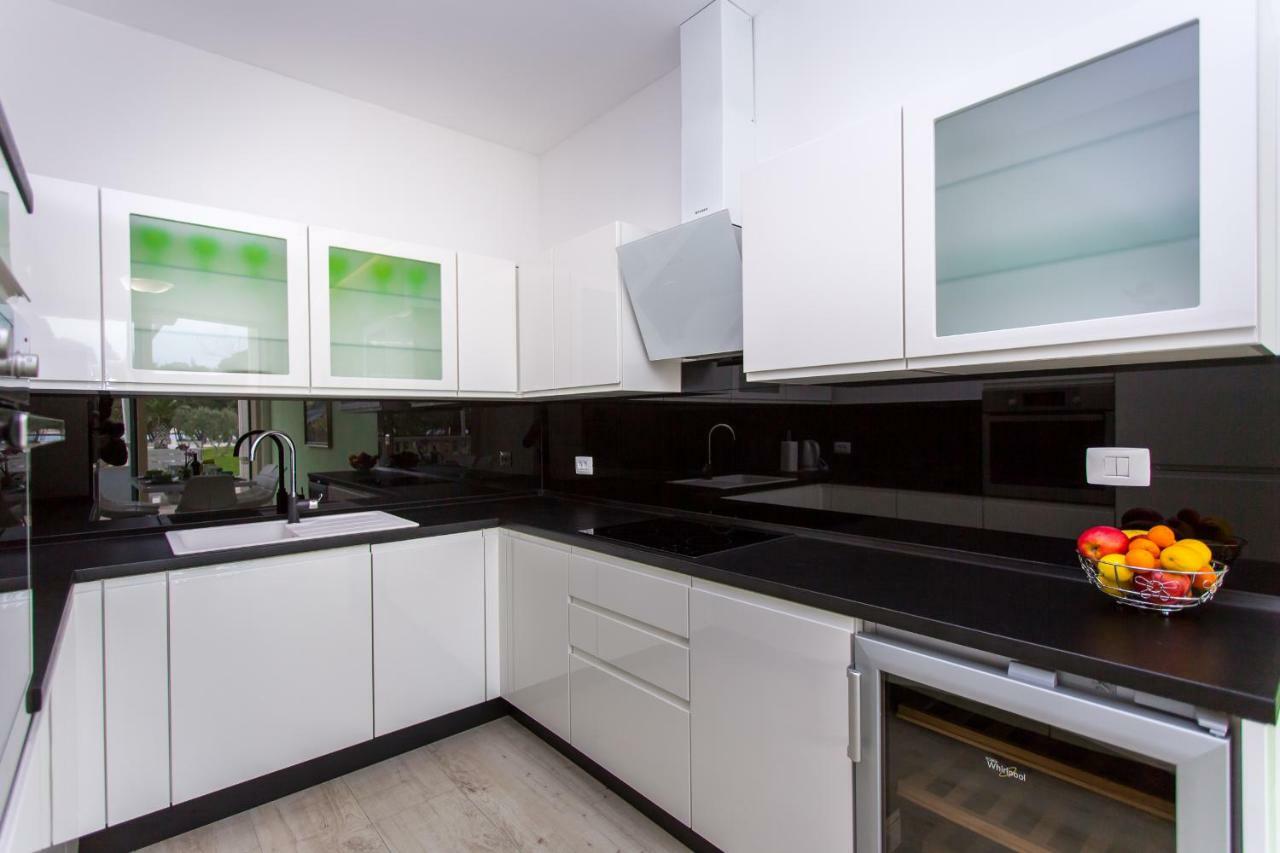 Apartments Makarska Beach Екстер'єр фото